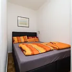 Altstadt Kurzestr Apartment Dusseldorf